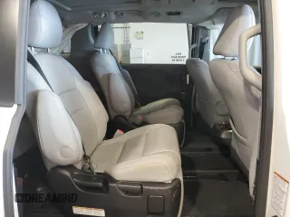 2015 Toyota Sienna XLE with VIN 5TDYK3DC4FS688299, listed as a Copart auction lot 61793155 with 57,197 mi miles and Salvage title. Bid and sale history available at DreamBid. Image 11.