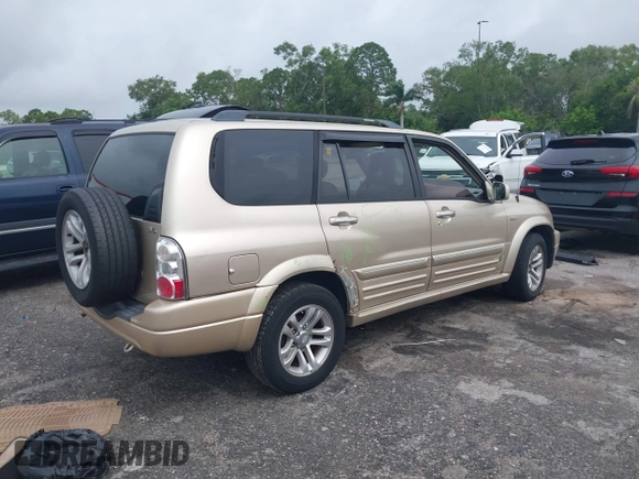 2006 Suzuki XL7 with VIN JS3TY92V764100229, listed as a IAAI auction lot 42423900 with Not provided miles and . Bid and sale history available at DreamBid. Image 4.