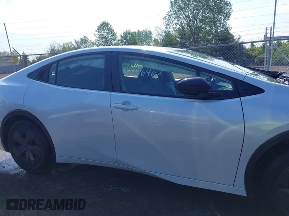 2023 Toyota Prius LE z VIN JTDACAAU7P3009676, wystawiony jako IAAI lot #42186462 z przebiegiem 31 567 mil mil oraz . Historia ofert i sprzedaży dostępna na DreamBid. Obrazek 13.