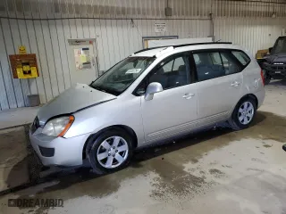 2007 Kia Rondo EX with VIN KNAFG526677101045, listed as a Copart auction lot 82483754 with 152,572 mi miles and Salvage Title. Bid and sale history available at carsss.com. Image 1.