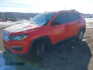 2018 Jeep Compass Sport with VIN 3C4NJCAB8JT124347, listed as a IAAI auction lot 41349666 with 122,058 mi miles. Bid and sale history available at carsss.com. Image 2.
