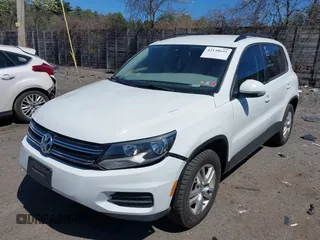 2017 Volkswagen Tiguan S with VIN WVGAV7AX7HW501935, listed as a IAAI auction lot 42138691 with 89,712 mi miles and . Bid and sale history available at DreamBid. Image 2.
