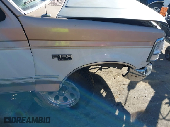 1996 Ford F-150 with VIN 1FTEX14N4TKA28292, listed as a IAAI auction lot 41422154 with 173,728 mi miles. Bid and sale history available at carsss.com. Image 14.