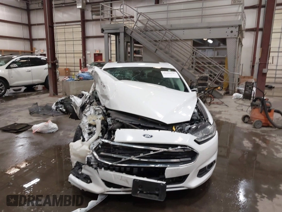 2015 Ford Fusion SE Hybrid with VIN 3FA6P0LU1FR225241, listed as a IAAI auction lot 42349797 with 85,725 mi miles and . Bid and sale history available at DreamBid. Image 11.