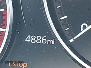 2025 Mazda CX-90 Preferred z VIN JM3KKBHD7S1200318, wystawiony jako IAAI lot #42045306 z przebiegiem 4 886 mil mil oraz . Historia ofert i sprzedaży dostępna na DreamBid. Obrazek 16.
