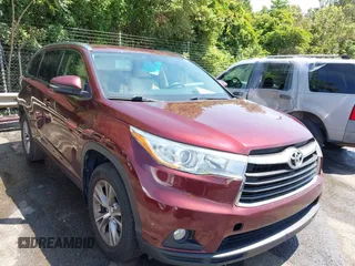2015 Toyota Highlander XLE z VIN 5TDJKRFH3FS200862, wystawiony jako IAAI lot #42435728 z przebiegiem 100 821 mil mil oraz . Historia ofert i sprzedaży dostępna na DreamBid. Obrazek 1.