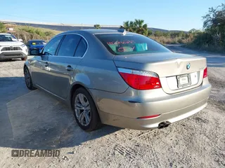 2009 BMW 5 Series 528i with VIN WBANU53569C122787, listed as a IAAI auction lot 41286237 with Not Provided miles and . Bid and sale history available at carsss.com. Image 3.