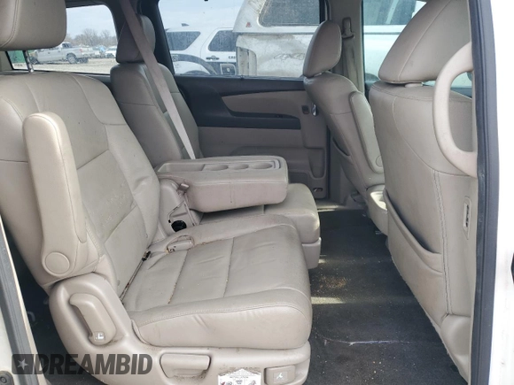 2017 Honda Odyssey EX-L with VIN 5FNRL5H68HB024712, listed as a Copart auction lot 46572565 with 104,917 mi miles and Salvage Title. Bid and sale history available at DreamBid. Image 11.