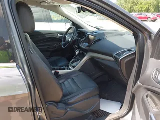 2013 Ford Escape SEL с VIN 1FMCU9H93DUA16485, выставлен на аукционе IAAI как лот 42678588 с пробегом 184 968 миль миль и . История ставок и продаж доступна на DreamBid. Изображение 5.