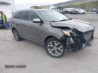 2017 Kia Sorento SX with VIN 5XYPKDA58HG310610, listed as a IAAI auction lot 42059645 with 77,875 mi miles and . Bid and sale history available at DreamBid. Image 1.