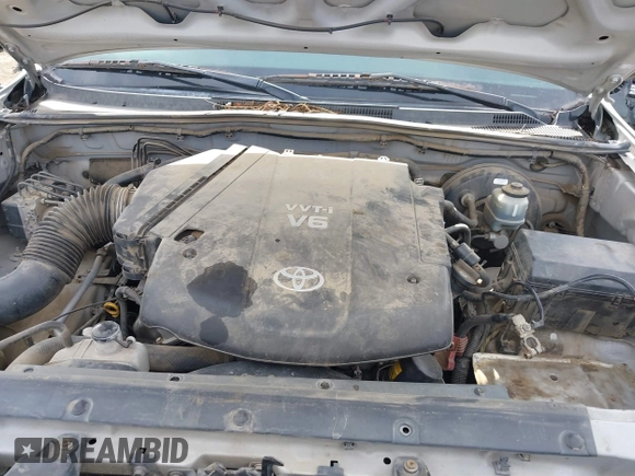2010 Toyota Tacoma PreRunner z VIN 5TEJU4GN0AZ730557, wystawiony jako IAAI lot #41642019 z przebiegiem 196 355 mil mil oraz . Historia ofert i sprzedaży dostępna na DreamBid. Obrazek 10.