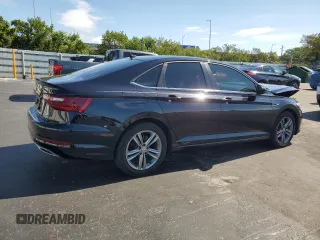 2020 Volkswagen Jetta S z VIN 3VWCB7BU5LM040587, wystawiony jako Copart lot #57088075 z przebiegiem 104 585 mil mil oraz Nie do naprawy • Non repairable. Historia ofert i sprzedaży dostępna na DreamBid. Obrazek 3.