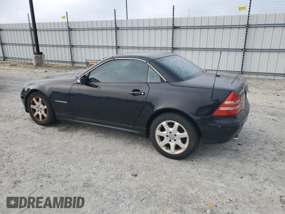 2002 Mercedes-Benz SLK-Class 2.3L Kompressor with VIN WDBKK49F22F259458, listed as a Copart auction lot 68822214 with 178,005 mi miles and Non Repairable. Bid and sale history available at carsss.com. Image 2.