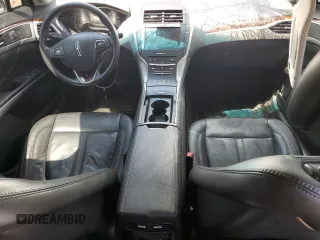2013 Lincoln MKZ z VIN 3LN6L2GK6DR827247, wystawiony jako Copart lot #58029095 z przebiegiem 159 174 mil mil oraz Szkoda całkowita • Salvage title. Historia ofert i sprzedaży dostępna na DreamBid. Obrazek 8.