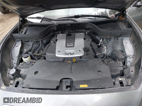 2014 Infiniti QX70 with VIN JN8CS1MW9EM413406, listed as a IAAI auction lot 40269302 with 123,957 mi miles and . Bid and sale history available at DreamBid. Image 10.