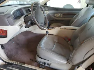 1997 Lincoln Mark VIII with VIN 1LNLM91V3VY602590, listed as a Copart auction lot 44431555 with 157,445 mi miles and Clean Title. Bid and sale history available at DreamBid. Image 7.