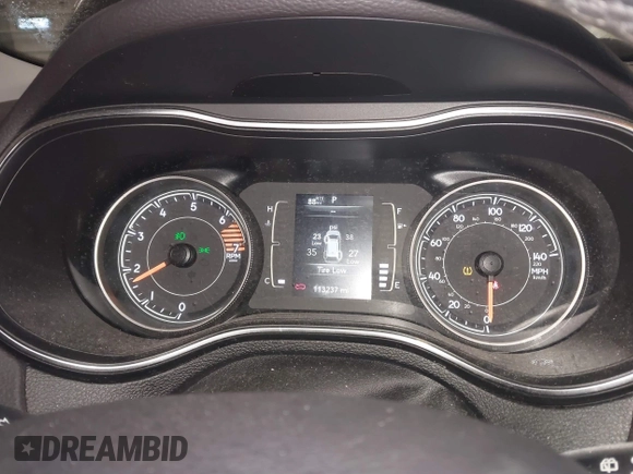 2019 Jeep Cherokee Latitude Plus with VIN 1C4PJMLB1KD139940, listed as a IAAI auction lot 41754134 with 113,237 mi miles. Bid and sale history available at carsss.com. Image 7.