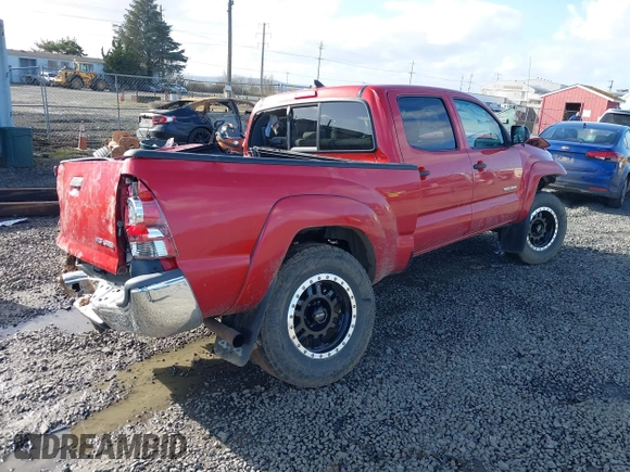 2015 Toyota Tacoma with VIN 3TMMU4FN1FM077045, listed as a IAAI auction lot 41670552 with 118,983 mi miles and . Bid and sale history available at DreamBid. Image 4.