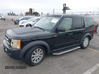 2007 Land Rover LR3 SE with VIN SALAE25497A431009, listed as a IAAI auction lot 40896436 with 216,212 mi miles. Bid and sale history available at carsss.com. Image 2.