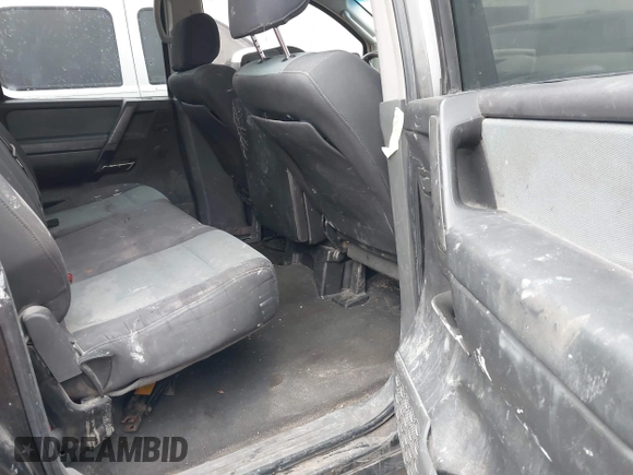 2005 Nissan Titan XE with VIN 1N6AA07A75N546429, listed as a IAAI auction lot 41498853 with 181,998 mi miles and . Bid and sale history available at DreamBid. Image 8.