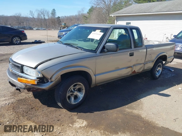 2003 Chevrolet S-10 with VIN 1GCCS19H438100436, listed as a IAAI auction lot 41891848 with 117,907 mi miles and . Bid and sale history available at DreamBid. Image 19.