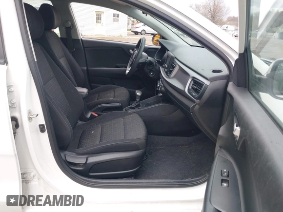 2018 Kia Rio LX with VIN 3KPA24AB2JE095126, listed as a IAAI auction lot 41954261 with 50,590 mi miles. Bid and sale history available at carsss.com. Image 5.