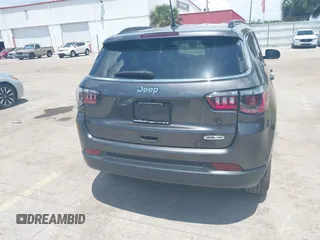 2022 Jeep Compass Latitude with VIN 3C4NJCBB4NT137245, listed as a IAAI auction lot 42356177 with 95,577 mi miles and . Bid and sale history available at DreamBid. Image 16.