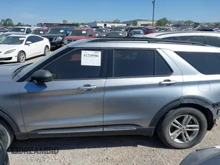 2021 Ford Explorer XLT with VIN 1FMSK7DH3MGA62769, listed as a IAAI auction lot 41218906 with 122,139 mi miles. Bid and sale history available at carsss.com. Image 15.