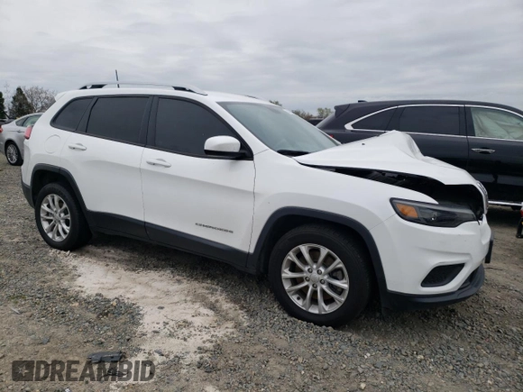 2020 Jeep Cherokee Latitude with VIN 1C4PJLCB4LD543892, listed as a Copart auction lot 47967535 with 54,415 mi miles and Salvage title. Bid and sale history available at DreamBid. Image 4.