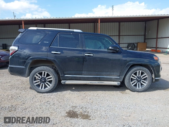 2018 Toyota 4Runner SR5 z VIN JTEBU5JR9J5567945, wystawiony jako IAAI lot #41965866 z przebiegiem 67 821 mil mil oraz . Historia ofert i sprzedaży dostępna na DreamBid. Obrazek 13.