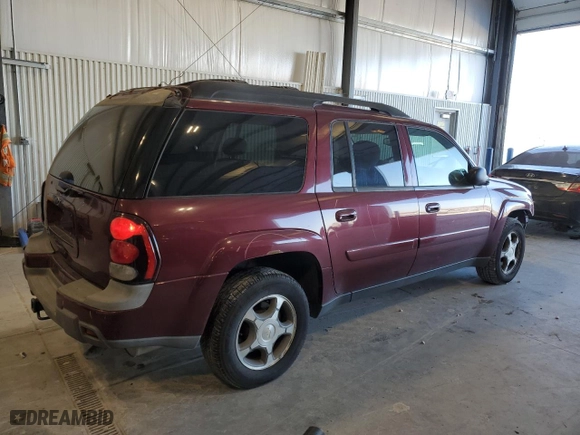 2005 Chevrolet TrailBlazer LS with VIN 1GNET16S056187876, listed as a Copart auction lot 42820305 with 186,917 mi miles and Salvage Title. Bid and sale history available at carsss.com. Image 3.