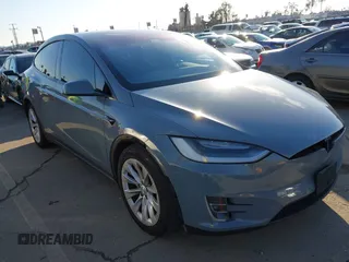2016 Tesla Model X 70D with VIN 5YJXCBE21GF020670, listed as a IAAI auction lot 41395185 with 87,392 mi miles. Bid and sale history available at carsss.com. Image 1.