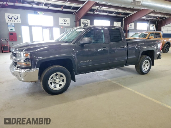 2016 Chevrolet Silverado 1500 LT with VIN 1GCVKREC2GZ350369, listed as a Copart auction lot 55458815 with 220,578 mi miles and Clean Title. Bid and sale history available at carsss.com. Image 1.