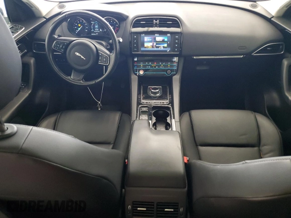 2018 Jaguar F-Pace 30t Premium with VIN SADCJ2GX2JA236772, listed as a Copart auction lot 53694155 with 59,433 mi miles and Clean Title. Bid and sale history available at DreamBid. Image 8.