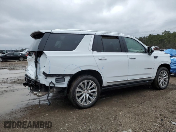 2023 GMC Yukon Denali with VIN 1GKS1DKL7PR338705, listed as a Copart auction lot 45932185 with 23,526 mi miles and Salvage Title. Bid and sale history available at carsss.com. Image 3.