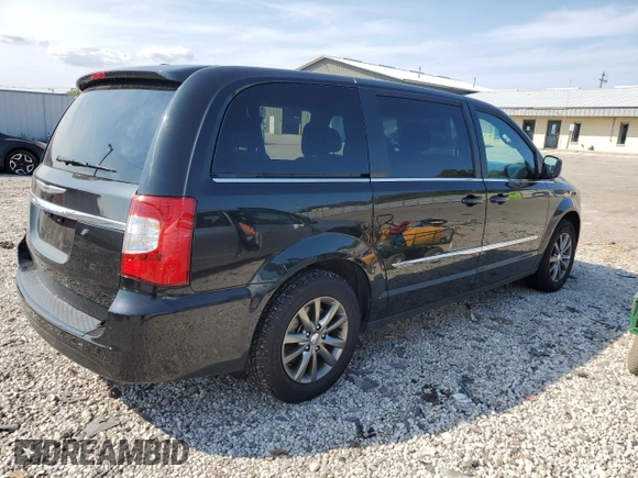 2016 Chrysler Town & Country S with VIN 2C4RC1HG7GR208222, listed as a Copart auction lot 71686304 with 150,588 mi miles and Non Repairable. Bid and sale history available at DreamBid. Image 3.