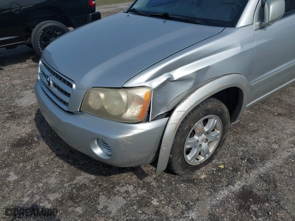 2002 Toyota Highlander with VIN JTEGF21A620053347, listed as a IAAI auction lot 41393410 with 77,753 mi miles. Bid and sale history available at carsss.com. Image 6.