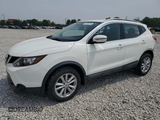 2017 Nissan Rogue SV with VIN JN1BJ1CR8HW111915, listed as a Copart auction lot 59761225 with 68,350 mi miles and Salvage title. Bid and sale history available at DreamBid. Image 1.