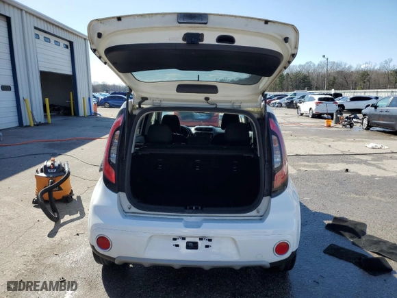 2019 Kia Soul + with VIN KNDJP3A57K7012958, listed as a Copart auction lot 48378335 with 92,332 mi miles and Salvage Title. Bid and sale history available at carsss.com. Image 6.