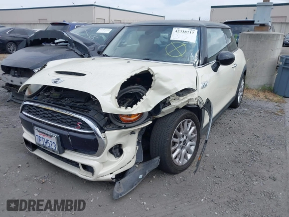 2015 MINI Hardtop S z VIN WMWXP7C55F2A39819, wystawiony jako IAAI lot #42338717 z przebiegiem 64 961 mil mil oraz . Historia ofert i sprzedaży dostępna na DreamBid. Obrazek 20.