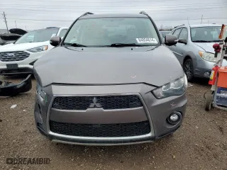 2011 Mitsubishi Outlander SE with VIN JA4AS3AW2BU016189, listed as a Copart auction lot 84054614 with 177,855 mi miles and Salvage Title. Bid and sale history available at carsss.com. Image 5.