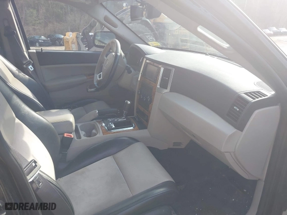 2009 Jeep Grand Cherokee Limited with VIN 1J8HR58T49C537818, listed as a IAAI auction lot 41845235 with 90,326 mi miles. Bid and sale history available at carsss.com. Image 5.