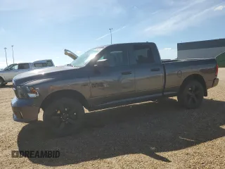 2018 Ram 1500 Tradesman z VIN 1C6RR7FT5JS325974, wystawiony jako Copart lot #63640415 z przebiegiem 148 233 mil mil oraz Szkoda całkowita • Salvage title. Historia ofert i sprzedaży dostępna na DreamBid. Obrazek 1.