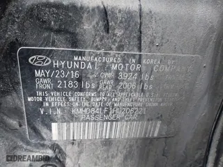 2017 Hyundai Elantra SE with VIN KMHD84LF1HU206221, listed as a IAAI auction lot 42048576 with 1 mi miles. Bid and sale history available at carsss.com. Image 9.