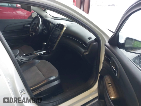 2014 Chevrolet Malibu LT with VIN 1G11E5SL0EF299240, listed as a IAAI auction lot 41303210 with 255,955 mi miles and . Bid and sale history available at DreamBid. Image 5.
