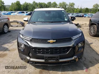 2021 Chevrolet TrailBlazer ACTIV with VIN KL79MSSL7MB129262, listed as a Copart auction lot 64943664 with 33,263 mi miles and Salvage Title. Bid and sale history available at DreamBid. Image 5.