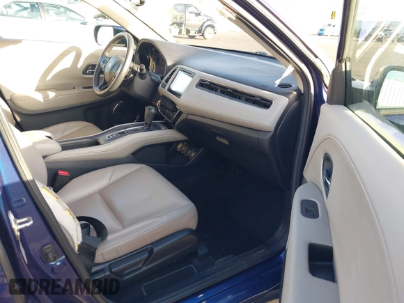 2016 Honda HR-V EX-L w/Navi with VIN 3CZRU6H70GM761497, listed as a IAAI auction lot 41616410 with 92,527 mi miles. Bid and sale history available at carsss.com. Image 5.