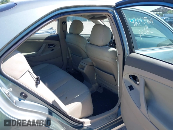 2008 Toyota Camry LE with VIN 4T1BE46K18U760223, listed as a IAAI auction lot 42143764 with 102,938 mi miles. Bid and sale history available at carsss.com. Image 8.