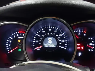 2015 Kia Optima LX z VIN KNAGM4A78F5594402, wystawiony jako IAAI lot #42232732 z przebiegiem 83 363 mil mil oraz . Historia ofert i sprzedaży dostępna na DreamBid. Obrazek 7.