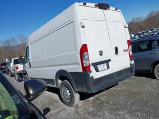 2019 Ram ProMaster Cargo Van with VIN 3C6TRVCG0KE518992, listed as a IAAI auction lot 41358986 with 136,975 mi miles. Bid and sale history available at carsss.com. Image 3.